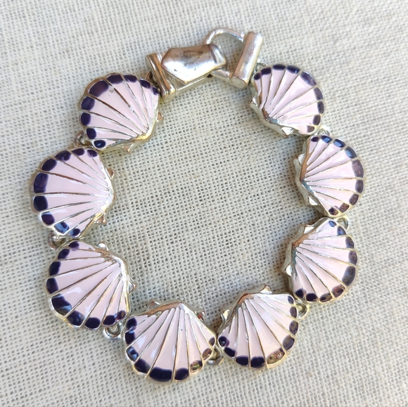Vintage Jewelry - Vintage enameled shell bracelet MUST BUNDLE